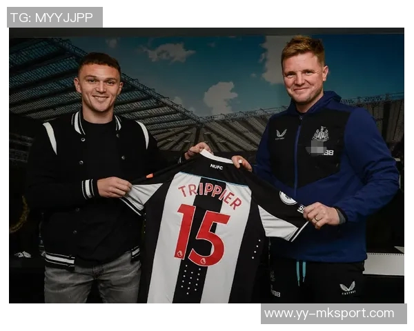 库蒂尼奥为儿子庆生全家穿四队球衣展现足球情缘